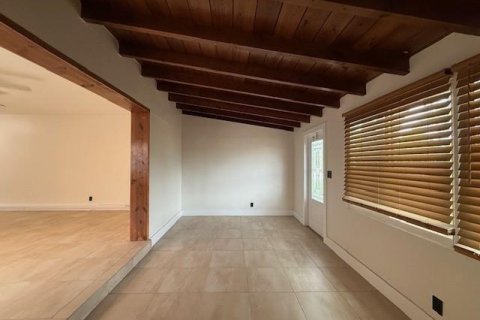 Propiedad comercial en venta en Fort Lauderdale, Florida, 217.58 m2 № 2083436 - foto 27