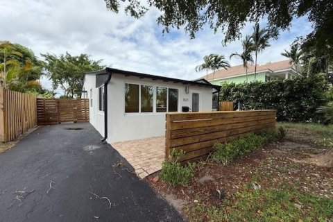 Propiedad comercial en venta en Fort Lauderdale, Florida, 217.58 m2 № 2083436 - foto 22