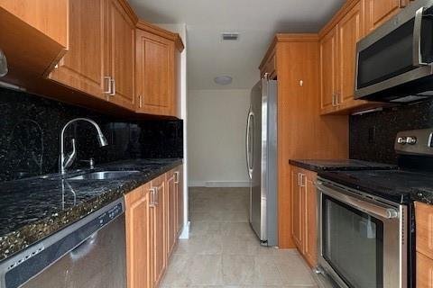 Propiedad comercial en venta en Fort Lauderdale, Florida, 217.58 m2 № 2083436 - foto 26