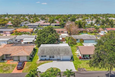 Villa ou maison à vendre à Tamarac, Floride: 3 chambres, 113.53 m2 № 2034587 - photo 29