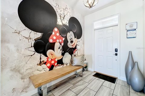 Casa en venta en Davenport, Florida, 8 dormitorios, 363.15 m2 № 2234596 - foto 5