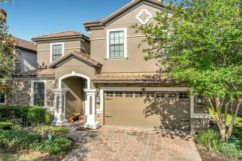Casa en venta en Davenport, Florida, 8 dormitorios, 363.15 m2 № 2234596 - foto 2
