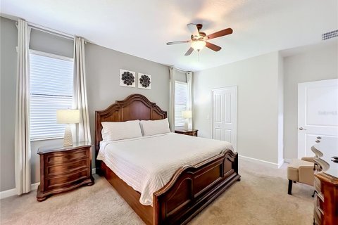 Casa en venta en Davenport, Florida, 8 dormitorios, 363.15 m2 № 2234596 - foto 22