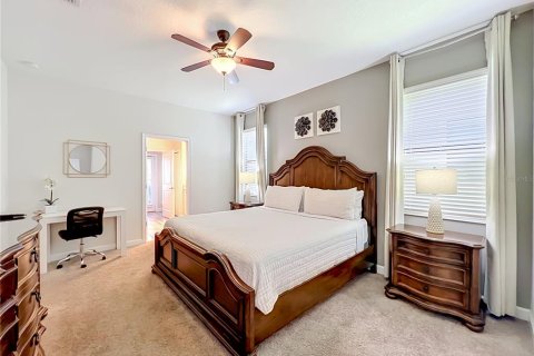 Casa en venta en Davenport, Florida, 8 dormitorios, 363.15 m2 № 2234596 - foto 21