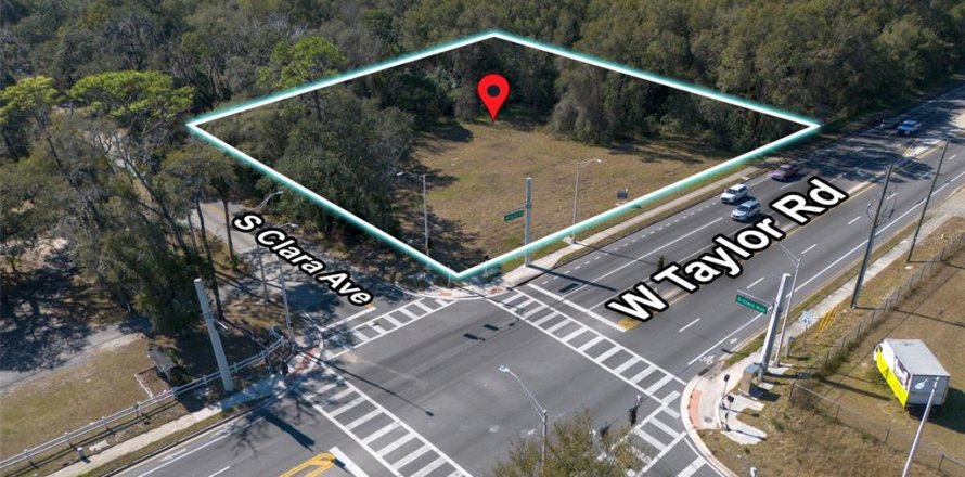 Land in DeLand, Florida № 1559526