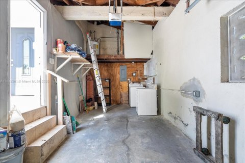 Casa en alquiler en Surfside, Florida, 3 dormitorios, 136.1 m2 № 1957549 - foto 26