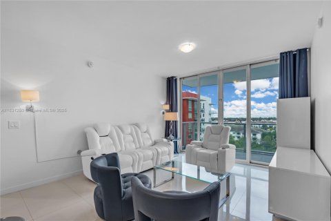 Купить кондоминиум в Дорал, Флорида 3 спальни, 124.4м2, № 1807743 - фото 6
