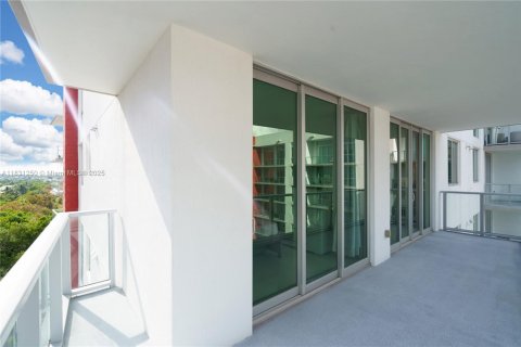 Купить кондоминиум в Дорал, Флорида 3 спальни, 124.4м2, № 1807743 - фото 23