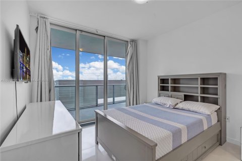 Купить кондоминиум в Дорал, Флорида 3 спальни, 124.4м2, № 1807743 - фото 13