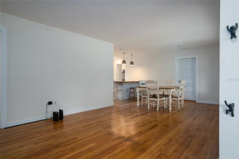 Casa en venta en DeLand, Florida, 4 dormitorios, 174.93 m2 № 2389156 - foto 10