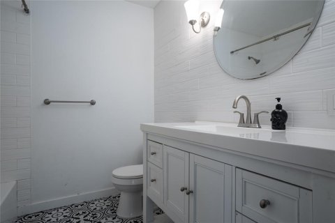 Casa en venta en DeLand, Florida, 4 dormitorios, 174.93 m2 № 2389156 - foto 18