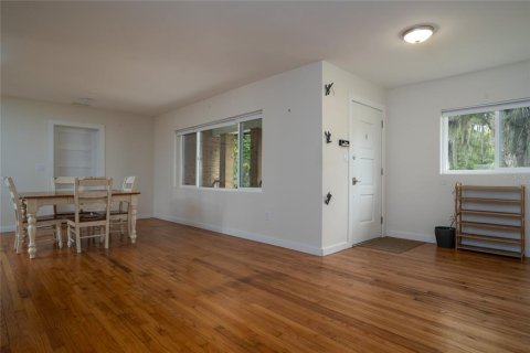 Casa en venta en DeLand, Florida, 4 dormitorios, 174.93 m2 № 2389156 - foto 12