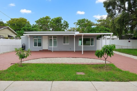 Villa ou maison à vendre à Hollywood, Floride: 3 chambres, 95.88 m2 № 1841091 - photo 5