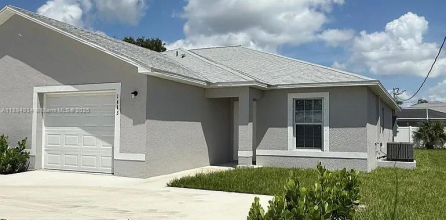 Villa ou maison à Cape Coral, Floride 3 chambres № 1930402