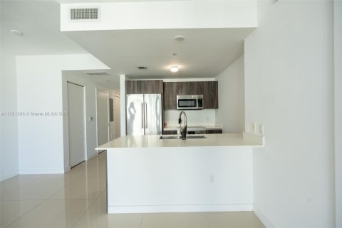 Condominio en venta en Miami, Florida, 1 dormitorio, 69.03 m2 № 1875222 - foto 11