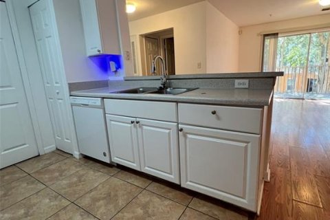 Снять в аренду кондоминиум в Орландо, Флорида 3 спальни, 114.46м2, № 1919680 - фото 8