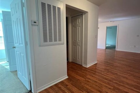 Снять в аренду кондоминиум в Орландо, Флорида 3 спальни, 114.46м2, № 1919680 - фото 18