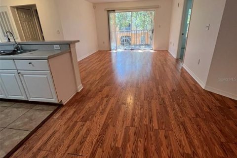 Снять в аренду кондоминиум в Орландо, Флорида 3 спальни, 114.46м2, № 1919680 - фото 5