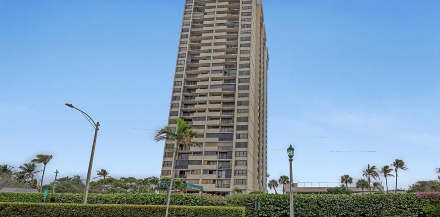 Condo à West Palm Beach, Floride, 2 chambres № 959359