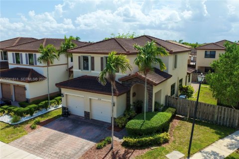 Villa ou maison à vendre à Cutler Bay, Floride: 5 chambres, 270.9 m2 № 2185739 - photo 8