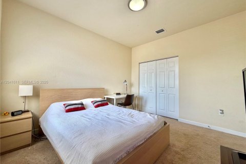 Villa ou maison à vendre à Cutler Bay, Floride: 5 chambres, 270.9 m2 № 2185739 - photo 26