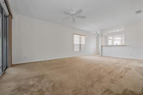 House in Leesburg, Florida 3 bedrooms, 129.69 sq.m. № 1308799 - photo 7