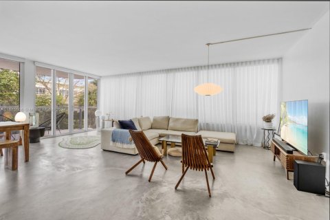Condominio en venta en Miami Beach, Florida, 2 dormitorios, 119.66 m2 № 1938014 - foto 8