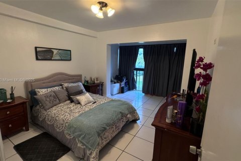 Copropriété à vendre à Miami, Floride: 2 chambres, 83.61 m2 № 1814733 - photo 15