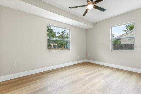 Villa ou maison à louer à Saint Petersburg, Floride: 3 chambres, 130.71 m2 № 1832118 - photo 19
