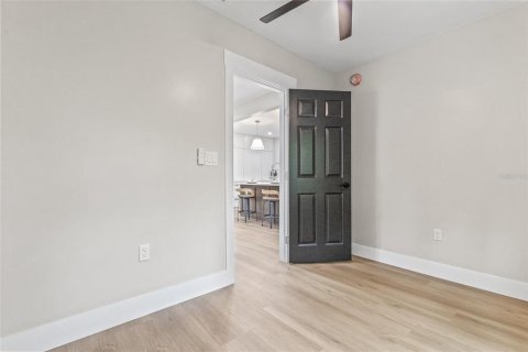 Villa ou maison à louer à Saint Petersburg, Floride: 3 chambres, 130.71 m2 № 1832118 - photo 23