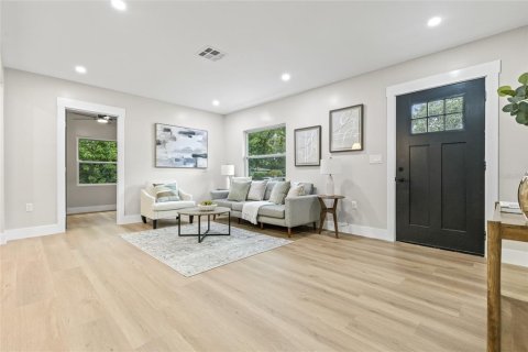 Villa ou maison à louer à Saint Petersburg, Floride: 3 chambres, 130.71 m2 № 1832118 - photo 4