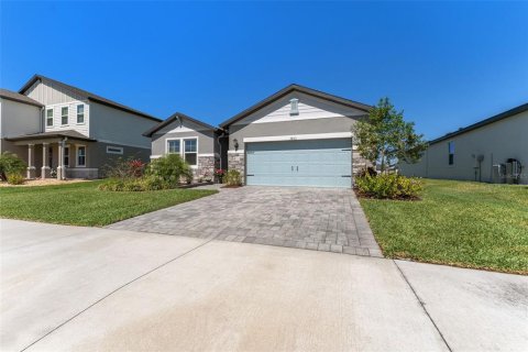 House in Wesley Chapel, Florida 4 bedrooms, 203.64 sq.m. № 1519227 - photo 7