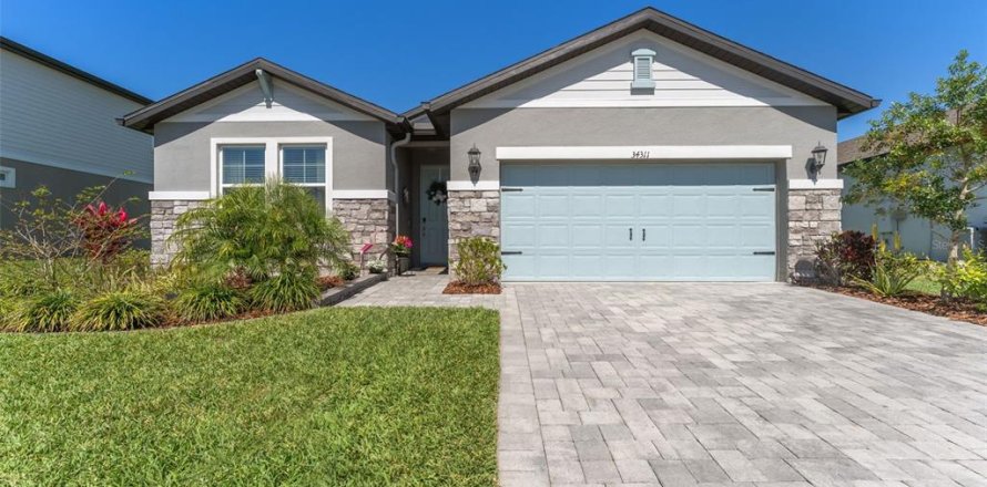 House in Wesley Chapel, Florida 4 bedrooms, 203.64 sq.m. № 1519227