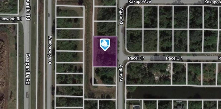 Terreno en Port Charlotte, Florida № 814313