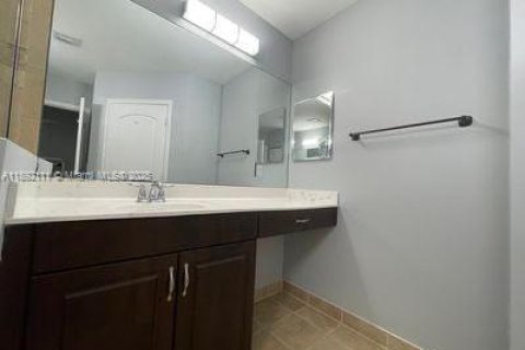 Touwnhouse à vendre à Davie, Floride: 3 chambres, 157.56 m2 № 1946509 - photo 23