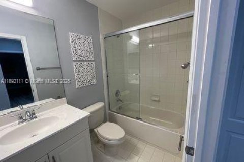 Touwnhouse à vendre à Davie, Floride: 3 chambres, 157.56 m2 № 1946509 - photo 25