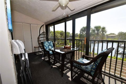 Condo in Sarasota, Florida, 3 bedrooms  № 1675082 - photo 10