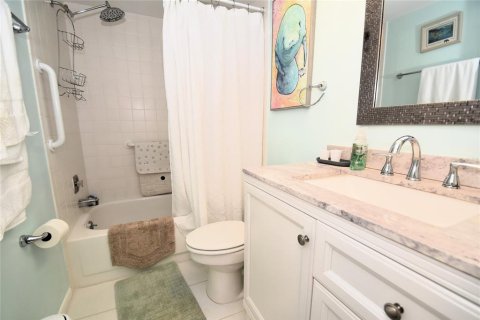Condo in Sarasota, Florida, 3 bedrooms  № 1675082 - photo 15