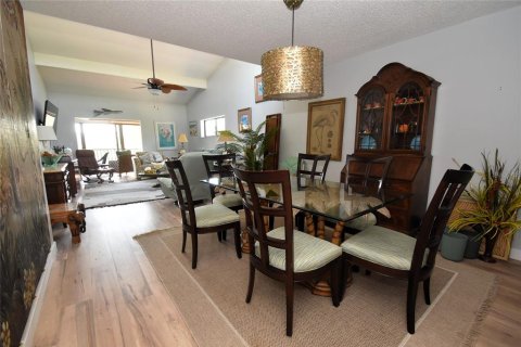 Condo in Sarasota, Florida, 3 bedrooms  № 1675082 - photo 6