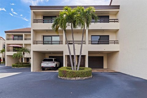 Touwnhouse à Tierra Verde, Floride 2 chambres, 204.85 m2 № 2341900