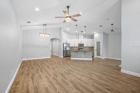Casa en venta en Tampa, Florida, 3 dormitorios, 162.86 m2 № 1911939 - foto 4