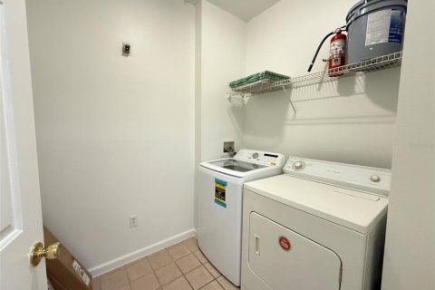 Copropriété à louer à Orlando, Floride: 2 chambres, 96.71 m2 № 2155688 - photo 12