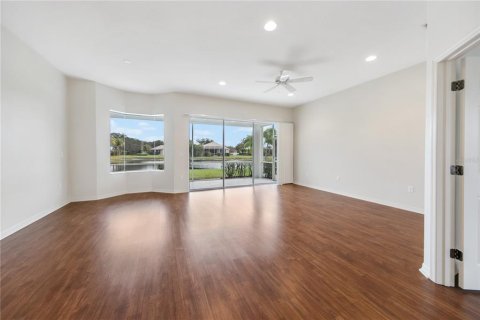 Villa ou maison à louer à University Park, Floride: 2 chambres, 161.28 m2 № 2401134 - photo 3