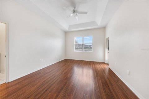 Villa ou maison à louer à University Park, Floride: 2 chambres, 161.28 m2 № 2401134 - photo 9