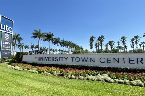 Villa ou maison à louer à University Park, Floride: 2 chambres, 161.28 m2 № 2401134 - photo 17