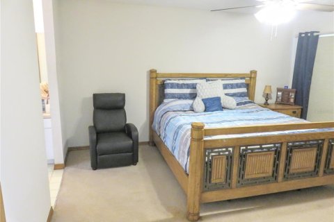 House in Ocala, Florida 3 bedrooms, 143.63 sq.m. № 1772867 - photo 28