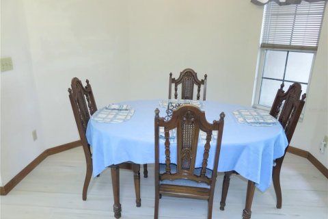 House in Ocala, Florida 3 bedrooms, 143.63 sq.m. № 1772867 - photo 11
