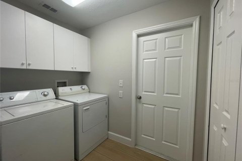 Casa en venta en Minneola, Florida, 3 dormitorios, 150.32 m2 № 1908629 - foto 30