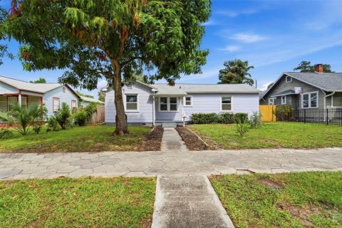 Villa ou maison à louer à Saint Petersburg, Floride: 2 chambres, 104.05 m2 № 2403172 - photo 5