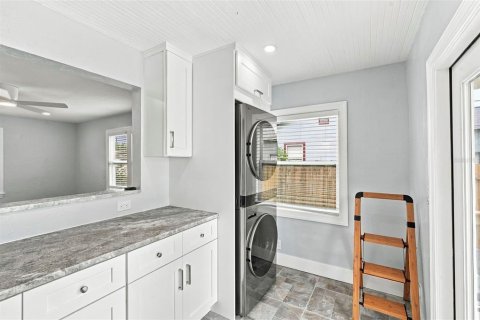 Villa ou maison à louer à Saint Petersburg, Floride: 2 chambres, 104.05 m2 № 2403172 - photo 16